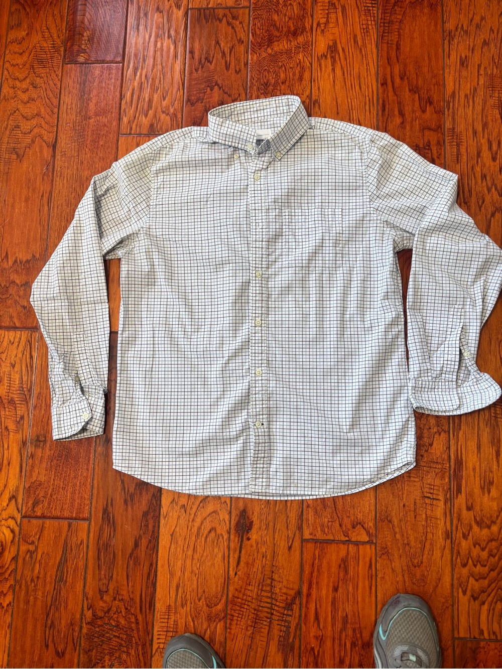 GAP Men's White Button-Down Shirt with Navy Grid